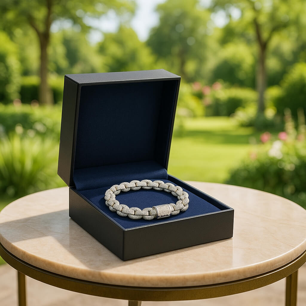 bracelet ecrin table