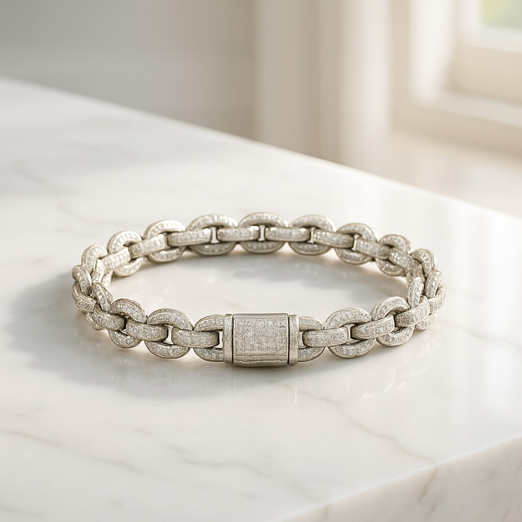 bracelet pose table marbre blanche
